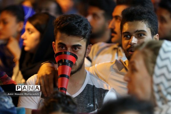 تماشای فوتبال ایران و پرتغال در ارومیه