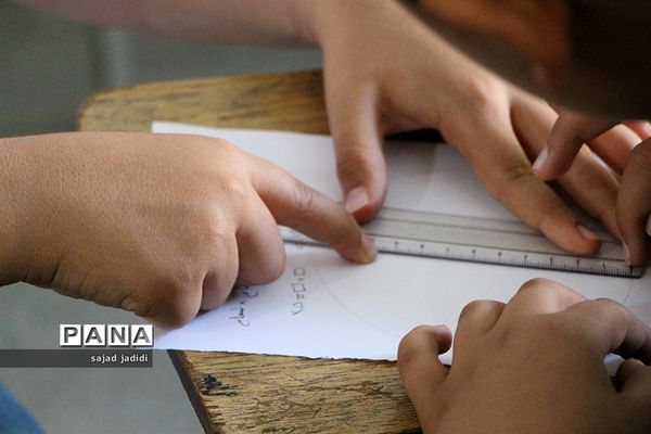 رقابت برگزیدگان مسابقات دانش‌آموزی تورنی تیم  ریاضی یزد