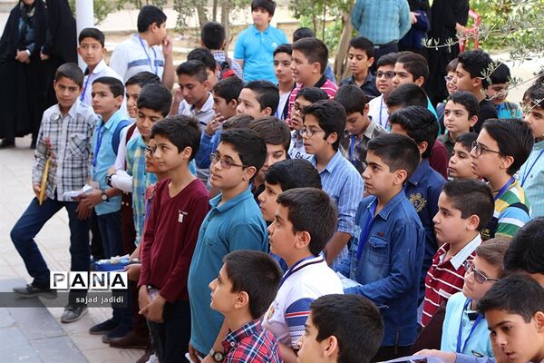 رقابت برگزیدگان مسابقات دانش‌آموزی تورنی تیم  ریاضی یزد