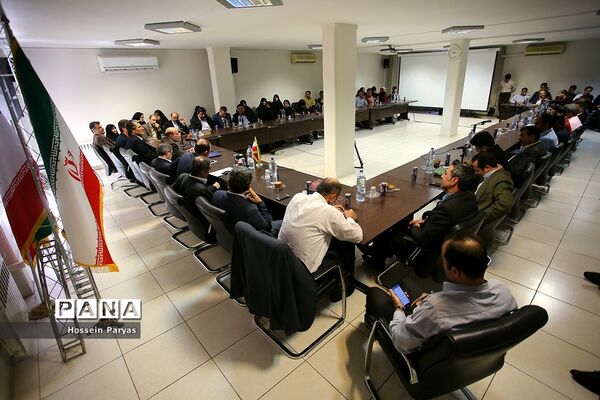 مراسم تکریم و معارفه معاونان پشتیبانی و تامین منابع پیشین و جدید سازمان دانش‌آموزی