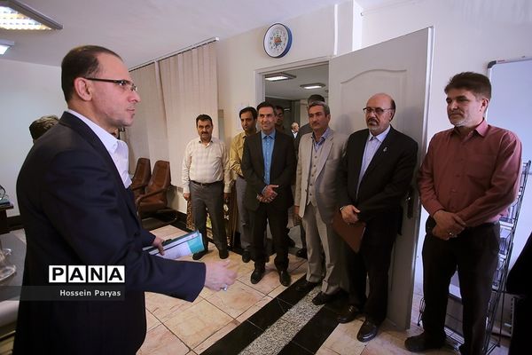 مراسم تکریم و معارفه معاونان پشتیبانی و تامین منابع پیشین و جدید سازمان دانش‌آموزی