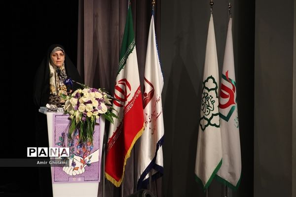 مراسم اختتامیه کنگره ملی پرسش مهر هجدهم