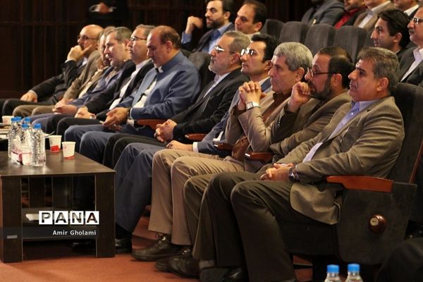 مراسم اختتامیه کنگره ملی پرسش مهر هجدهم