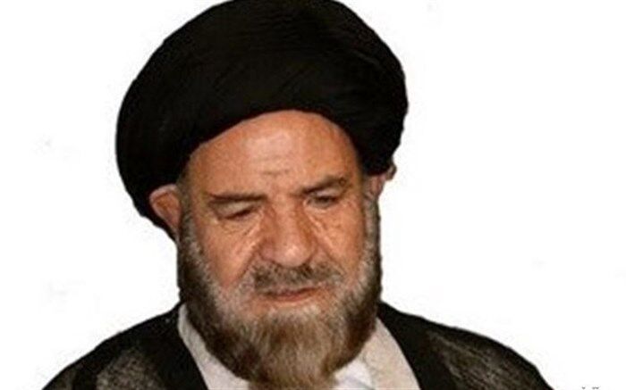 آیت‌الله بطحایی: آقایانی که اول انقلاب اجاره‌نشین بودند پاسخ دهند که چگونه صاحب خانه‌های مجلل شده‌اند