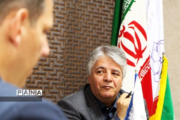 دیدار رئیس بنیاد جهانی انرژی با مسئولان شهرداری یزد