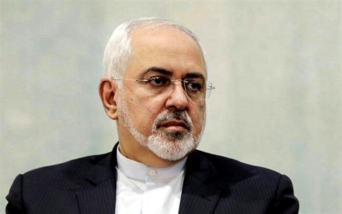 توئیت ظریف در سالروز حمله ناو آمریکایی به ایران: هدف روشن است؛ غیرنظامیان