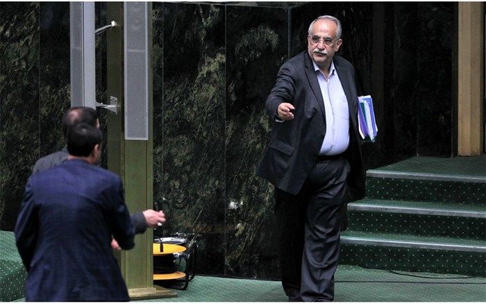 کرباسیان: وزارت اقتصاد دستور رئیس‌جمهوری برای صرفه‌جویی را به همه دستگاه‌ها ابلاغ کرده است