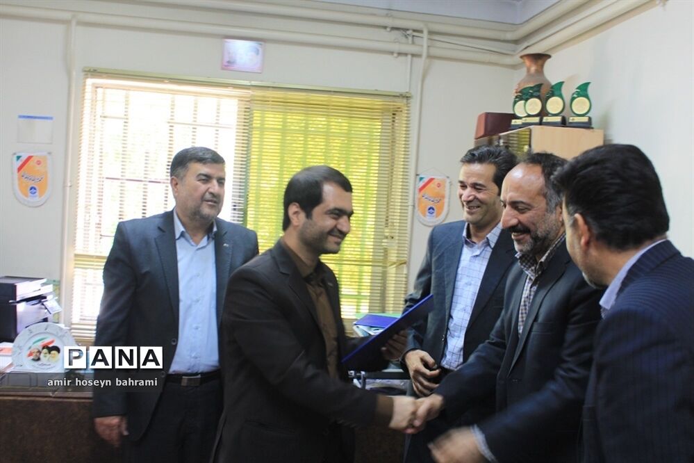 تودیع و معارفه رئیس سازمان دانش آموزی استان همدان