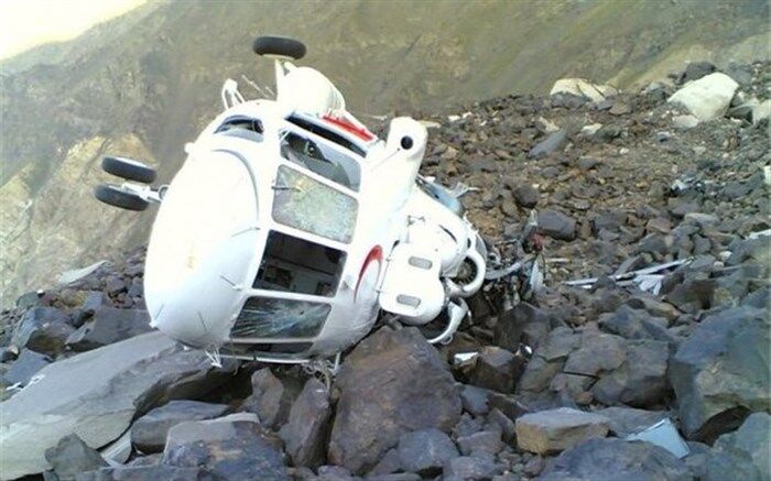 2 نفر براثر سقوط بالگرد آموزشی در شیراز مصدوم شدند