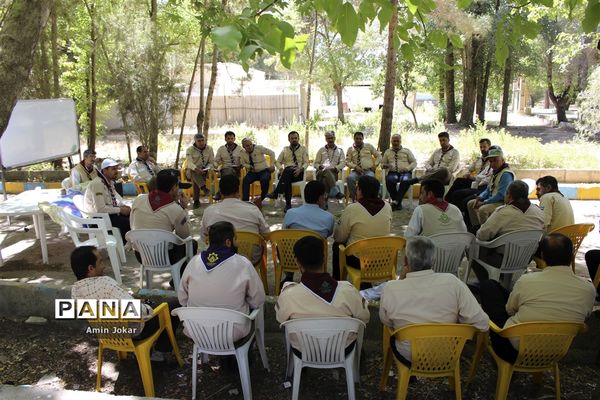 نشست عمومی دبیران مجامع سازمان دانش آموزی فارس