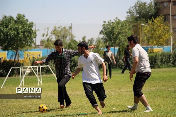 مسابقات سی و ششمین دوره قرآن عترت و نماز