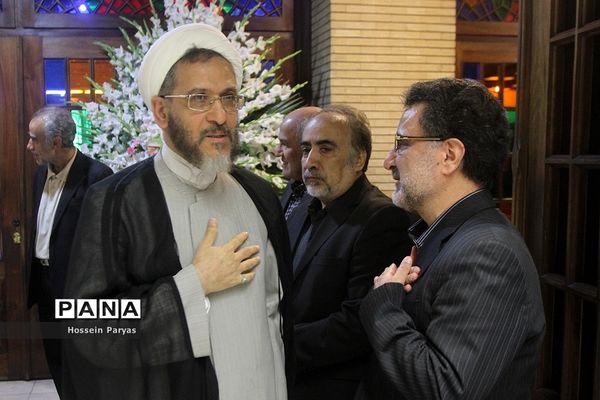 مراسم ترحیم پدر مصطفی تاج‌زاده