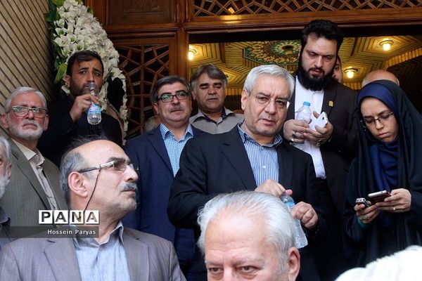 مراسم ترحیم پدر مصطفی تاج‌زاده