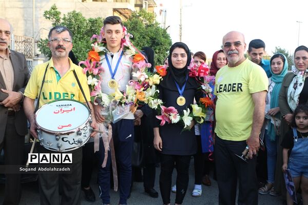 استقبال از دو کاراته‌کار دانش‌آموز در جویبار