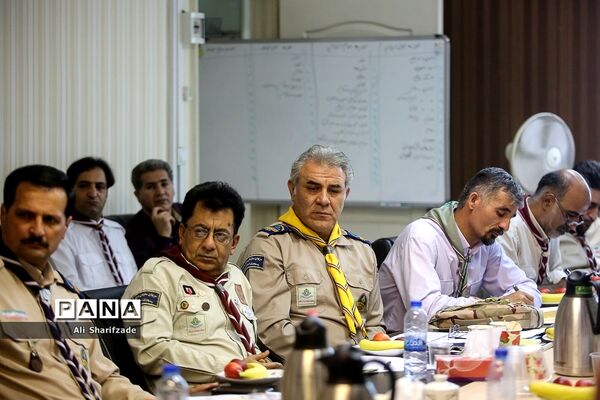 نشست کمیته فنی بررسی نظام جامع آموزشی سازمان دانش آموزی