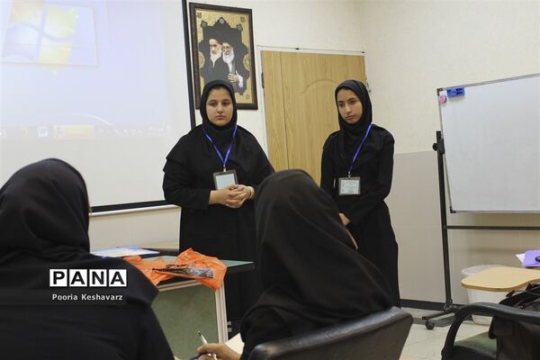 همایش پژوهشگران و فن آوران فردا