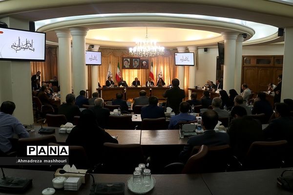 جلسه شورای برنامه ریزی استان آذربایجان شرقی