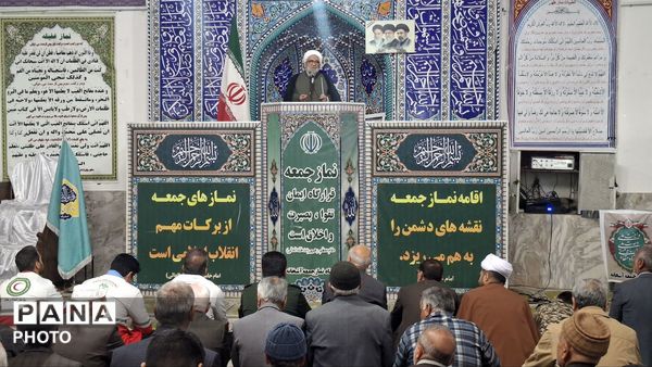 برپایی غرفه‌های خدمات‌رسانی و بسیجی  هم‌زمان با برنامه‌های ویژه روز جمعه