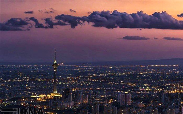 تصویر/ نمای زیبای غروب از بام تهران