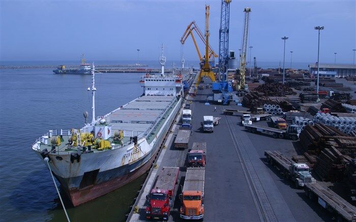 معاون فنی و خدمات بازرگانی اتاق بازرگانی ایران: لیست گروه‌های کالایی وارداتی اصلاح شود