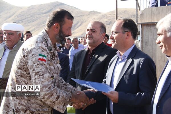 تجلیل از نفرات برتر مسابقات  بین المللی پاراگلایدر سیلوانا در آذربایجان غربی
