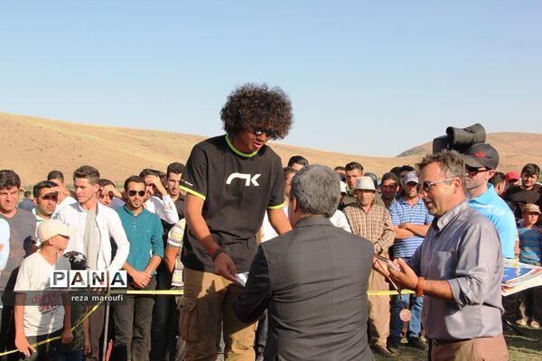 تجلیل از نفرات برتر مسابقات  بین المللی پاراگلایدر سیلوانا در آذربایجان غربی