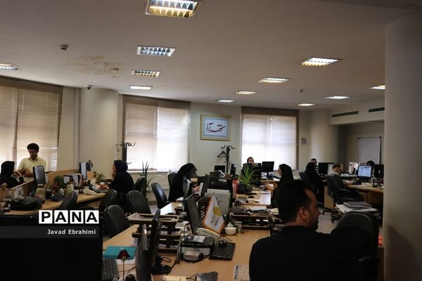 بازدید دانش آموزان دختر دوره های تابستانه سازمان دانش آموزی از موسسه فرهنگی شهر آرا مشهد