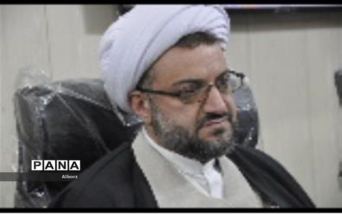 برگزاری برنامه های دهه کرامت در آستان مقدس امامزادگان(ع) شهرستان کرج
