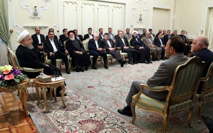 رحمانی، استاد دانشگاه:‌  تغییر افراد چاره کار نیست