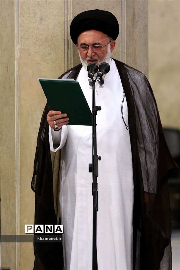 دیدار کارگزاران حج با  رهبر انقلاب اسلامی