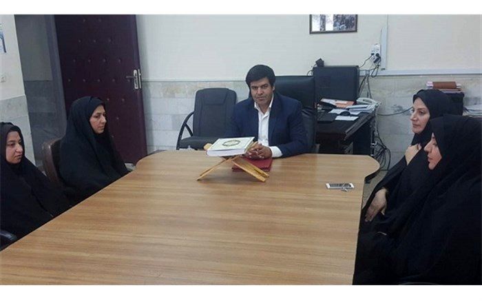 مدیر آموزش و پرورش شهرستان ایلام: حجاب سلامت حضور اجتماعی زن در جامعه است