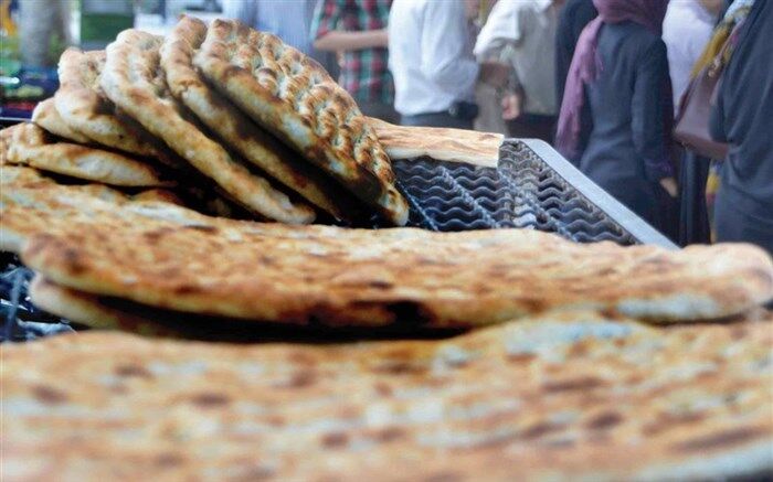 استاندار مازندران:  فرمانداران شخصاً جلسات و مسائل آرد و نان شهرستان‌ها را مدیریت کنند