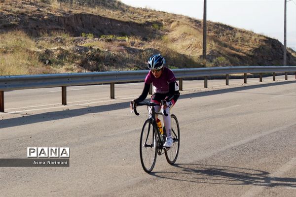 مسابقه دوچرخه‌سواری بانوان در تبریز