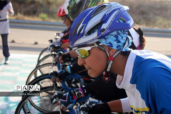 مسابقه دوچرخه‌سواری بانوان در تبریز