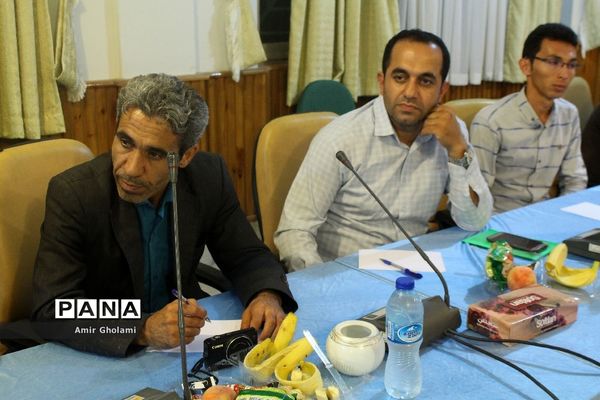 جلسه‌ توجیهی سرپرستان استان های حاضر در اردوی ملی مناطق مرزی