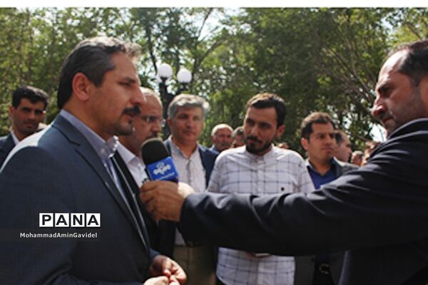 مراسم  بهره برداری از پارک قازان (باغ توت گلگشت) در تبریز