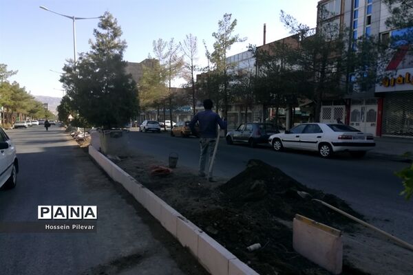 اجرای جدول گذاری خیابان های شهرستان بیرجند