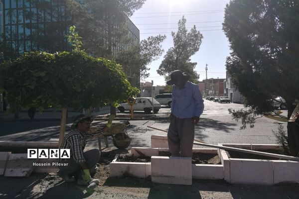 اجرای جدول گذاری خیابان های شهرستان بیرجند
