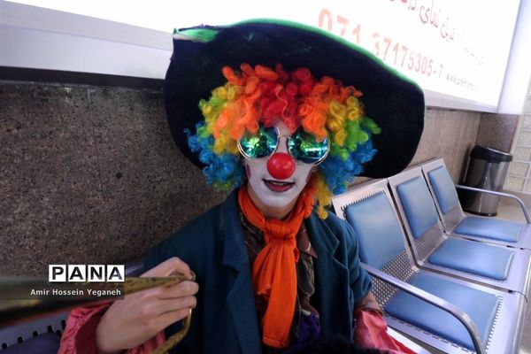 استقبال از مسافران جشنواره تابستانی کیش