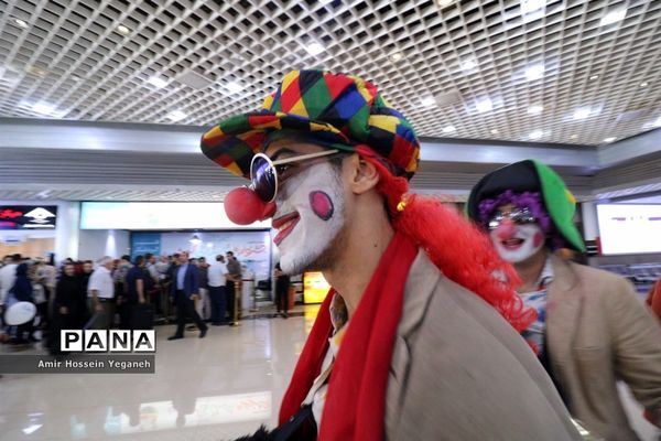 استقبال از مسافران جشنواره تابستانی کیش