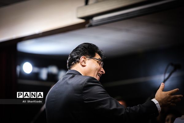 هفتمین دوره مسابقات همسرایان امور تربیتی کرال فرهنگیان