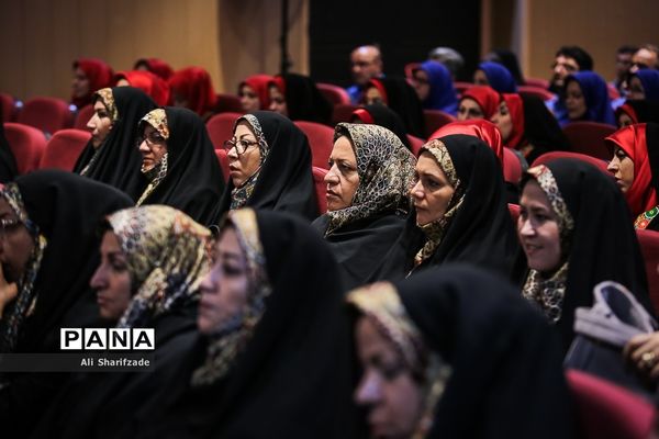 هفتمین دوره مسابقات همسرایان امور تربیتی کرال فرهنگیان