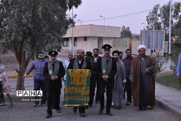 ورود کاروان خدام حرم مطهر رضوی به بیمارستان شهیدآتشدست نهبندان