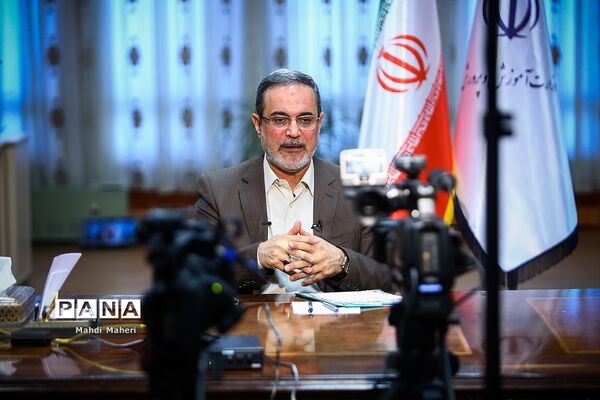 ضبط گفت‌وگوی مستقیم وزیر آموزش و پرورش با مدیران مدارس کشور