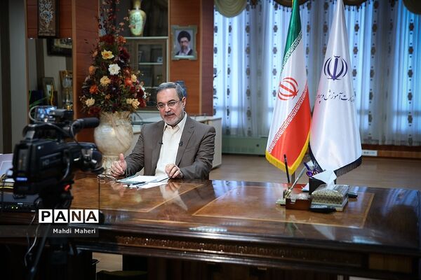 ضبط گفت‌وگوی مستقیم وزیر آموزش و پرورش با مدیران مدارس کشور