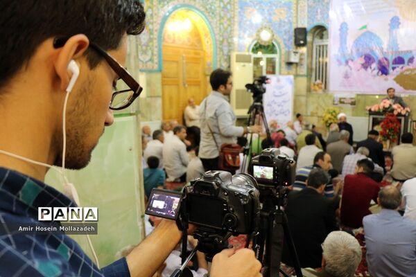 بازدید خبرنگاران از امامزادگان و بقاع متبرکه آذربایجان غربی