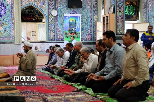 بازدید خبرنگاران از امامزادگان و بقاع متبرکه آذربایجان غربی