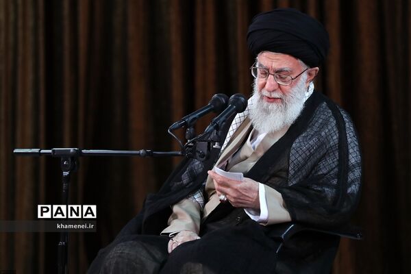 دیدار وزیر امور خارجه، سفیران و مسئولان نمایندگی‌های ایران در خارج از کشور با مقام معظم رهبری