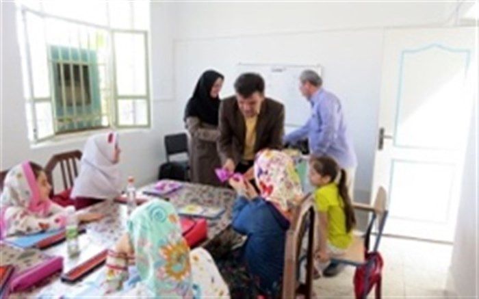 بازدید  از کلاس های  اوقات فراغت شهرستان اردستان