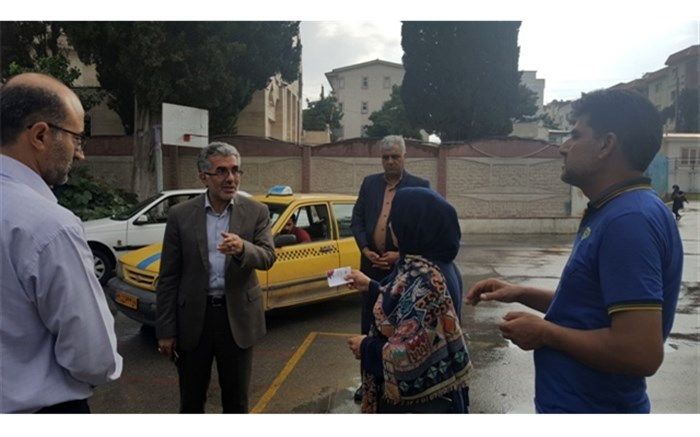 بازدید مدیر کل آموزش و پرورش استان گلستان از روند ثبت نام درمدارس